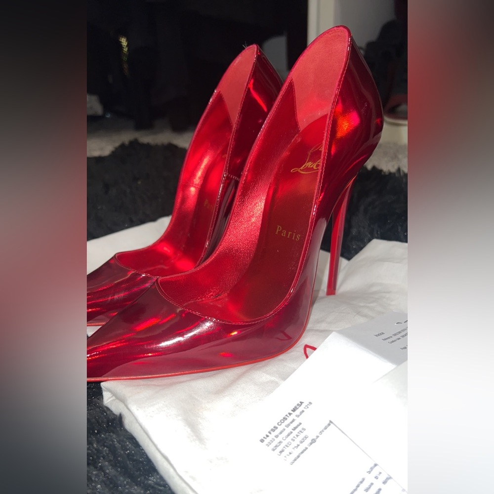 37 1/2 brand new Christian Louboutin